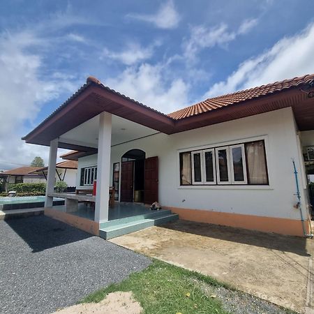 Mae Rampung Beach House Pool Villa Районг Экстерьер фото