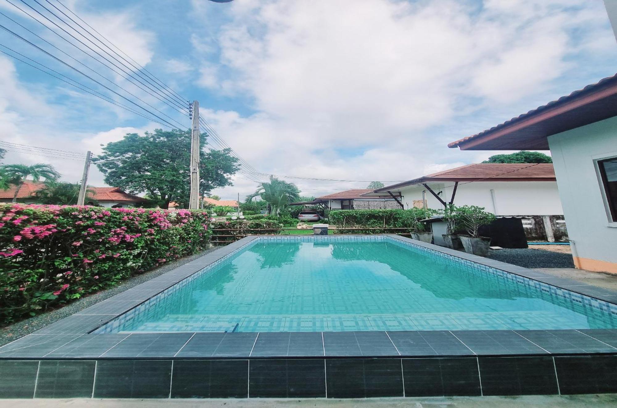 Mae Rampung Beach House Pool Villa Районг Экстерьер фото